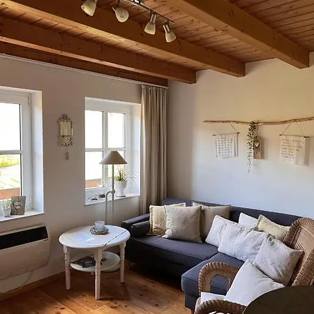 Buren-hof Apartment *